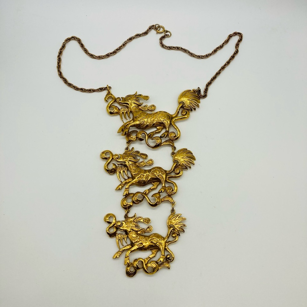 Vintage Gold Tone Chinese Qilin Three Dragon Necklace Dramatic 15” Long